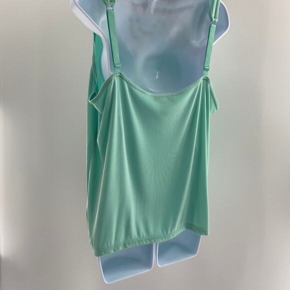 C.l.o.t.h.e.s. Cami Green - Picture 4 of 8